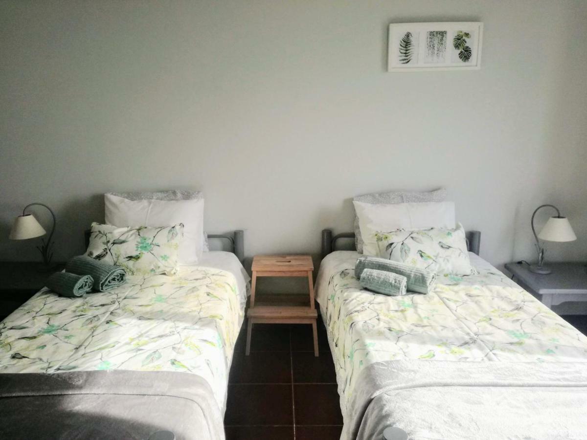 ホテルCasa Dos Passarinhos-Seaview@ナザレ エクステリア 写真